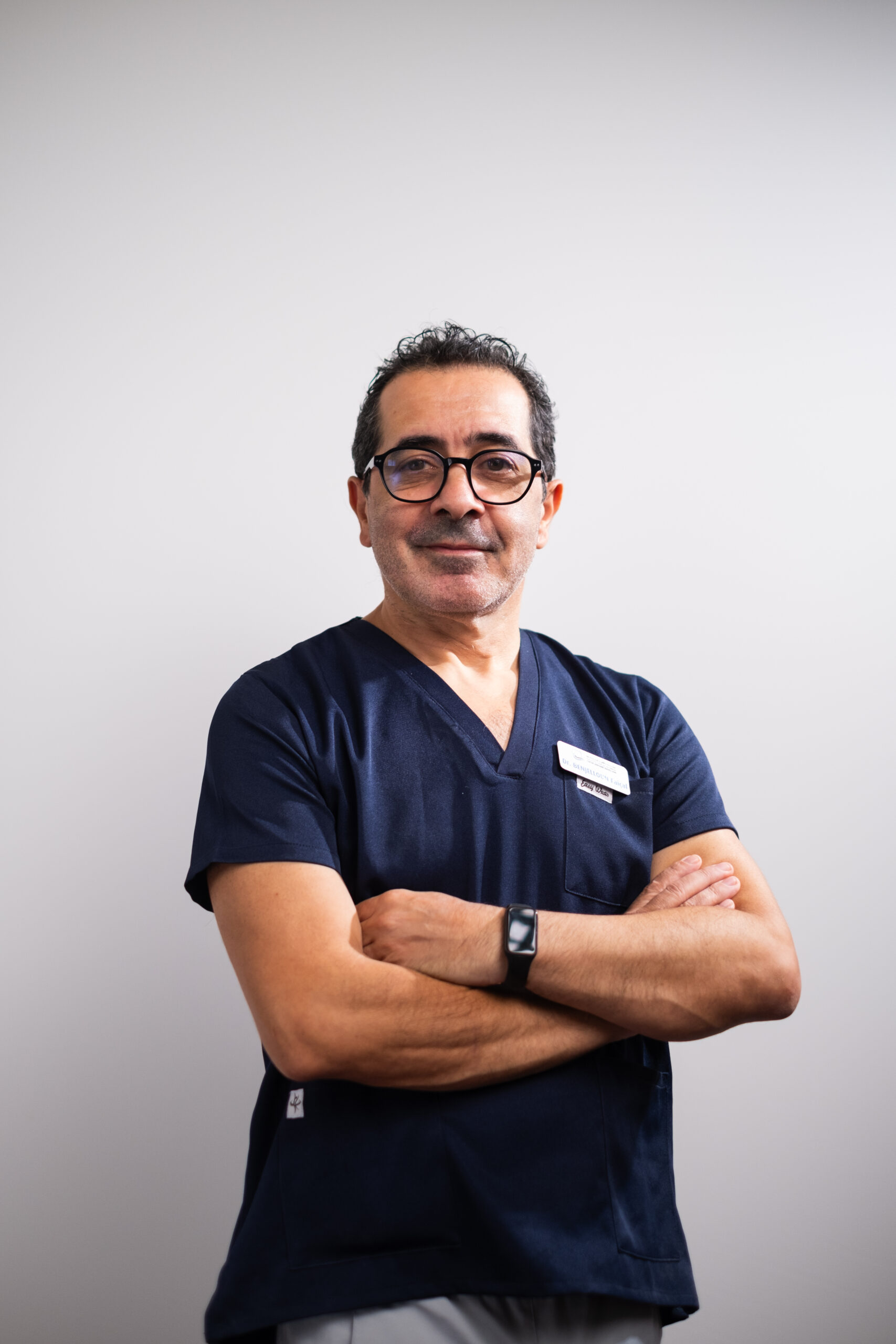 https://cliniquedentairetanger.com/wp-content/uploads/2025/06/me-50-scaled.jpg